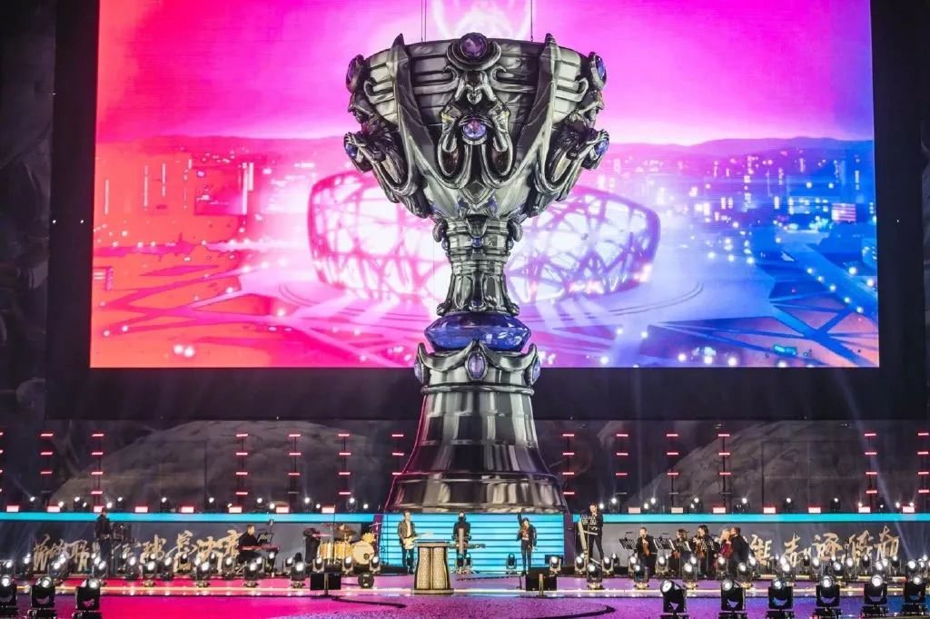 英雄联盟LPL数据：不断发展的英雄联盟电竞